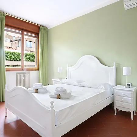 Apartment Pontevecchio 2 Bedrooms Suite-hosted By Sweetstay